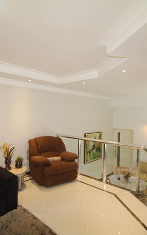Casa para alugar com 520m², 4 quartos e 4 vagasSala