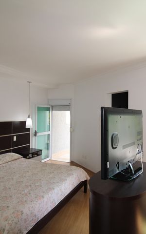 Casa para alugar com 520m², 4 quartos e 4 vagasSuite 3