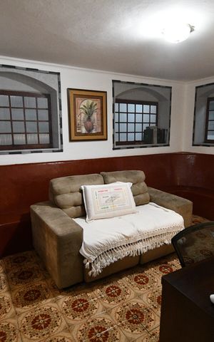 Casa à venda com 290m², 5 quartos e 4 vagasCasa 2 - Sala