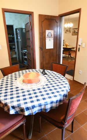 Casa à venda com 290m², 5 quartos e 4 vagasSala de Jantar