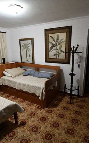 Casa à venda com 290m², 5 quartos e 4 vagasCasa 2 - Quarto