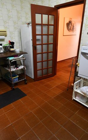 Casa à venda com 290m², 5 quartos e 4 vagasCozinha