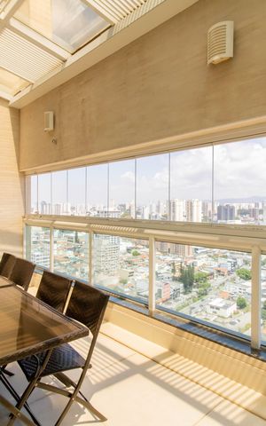 Apartamento à venda com 328m², 2 quartos e 5 vagas Apartamento à venda com 328m², 2 quartos e 5 vagasCobertura