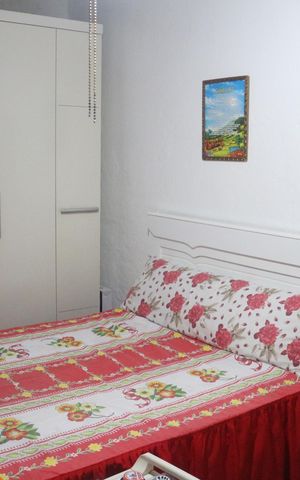 Casa à venda com 98m², 1 quarto e sem vagaQuarto