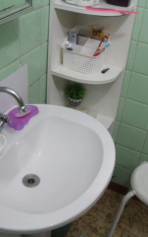 Casa à venda com 98m², 1 quarto e sem vagaBanheiro