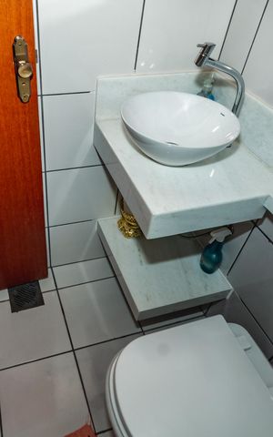 Casa à venda com 300m², 4 quartos e sem vagaBanheiro da Suíte 1