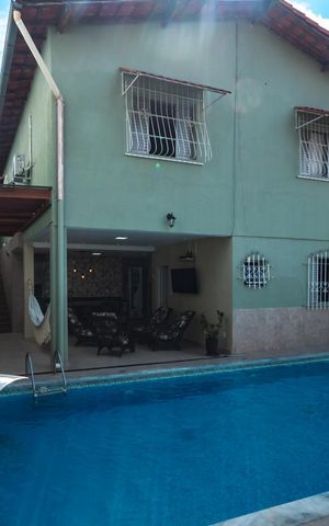 Casa à venda com 300m², 4 quartos e sem vagaÁrea Externa