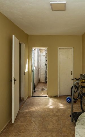 Casa à venda com 300m², 4 quartos e sem vagaQuarto de Serviço
