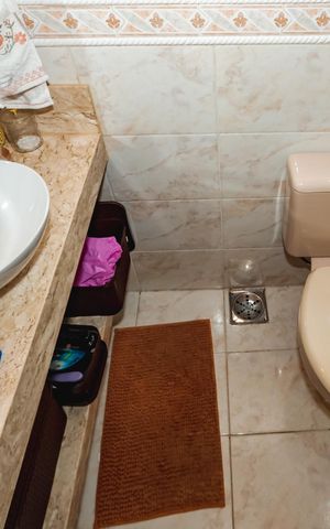 Casa à venda com 300m², 4 quartos e sem vagaBanheiro Social