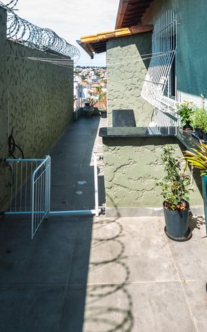 Casa à venda com 300m², 4 quartos e sem vagaÁrea Externa