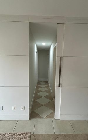 Apartamento à venda com 104m², 3 quartos e 2 vagasCorredor