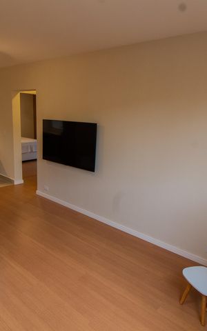 Apartamento à venda com 67m², 2 quartos e 1 vaga Apartamento à venda com 67m², 2 quartos e 1 vagaSala
