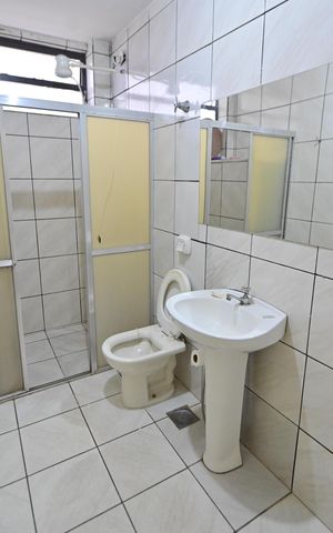 Apartamento à venda com 80m², 3 quartos e sem vaga Apartamento à venda com 80m², 3 quartos e sem vagaBanheiro