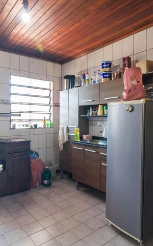Casa à venda com 120m², 2 quartos e 2 vagasCozinha