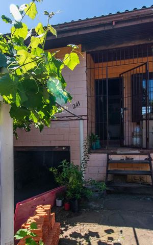 Casa à venda com 120m², 2 quartos e 2 vagasQuintal