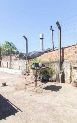 Casa à venda com 120m², 2 quartos e 2 vagasQuintal