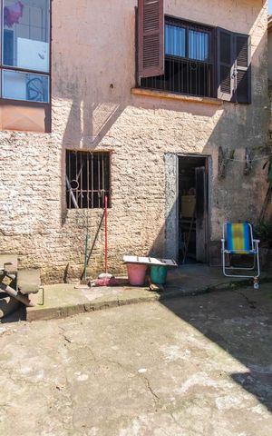 Casa à venda com 120m², 2 quartos e 2 vagasQuintal