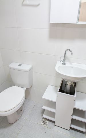 Studio à venda com 30m², 1 quarto e sem vaga Studio à venda com 30m², 1 quarto e sem vagaBanheiro Social