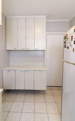Apartamento para alugar com 180m², 3 quartos e 3 vagas Apartamento para alugar com 180m², 3 quartos e 3 vagasÁrea de Serviço