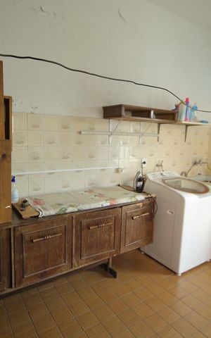 Casa à venda com 265m², 4 quartos e 2 vagasQuarto de serviço 