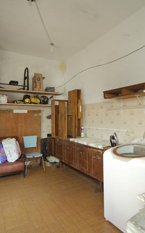 Casa à venda com 265m², 4 quartos e 2 vagasQuarto de serviço 