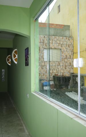 Casa para alugar com 65m², 2 quartos e 1 vagaCorredor