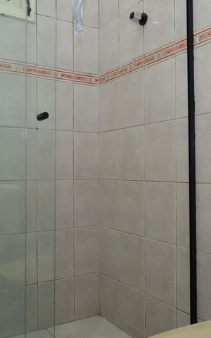 Casa para alugar com 65m², 2 quartos e 1 vagaBanheiro