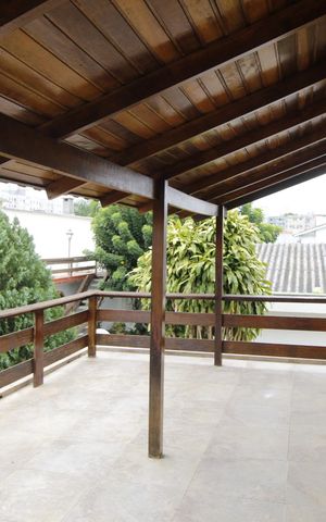 Casa à venda com 262m², 4 quartos e 4 vagasVaranda da Sala
