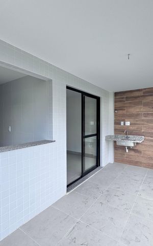 Apartamento à venda com 60m², 2 quartos e 1 vaga Apartamento à venda com 60m², 2 quartos e 1 vagaVaranda