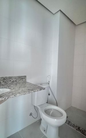 Apartamento à venda com 60m², 2 quartos e 1 vaga Apartamento à venda com 60m², 2 quartos e 1 vagaBanheiro Social