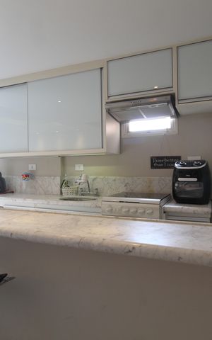 Apartamento à venda com 80m², 1 quarto e 1 vagaCozinha