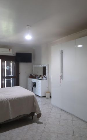Casa à venda com 345m², 4 quartos e 5 vagasQuarto 2