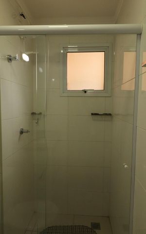 Apartamento para alugar com 60m², 1 quarto e 1 vaga Apartamento para alugar com 60m², 1 quarto e 1 vagaBanheiro da Suíte