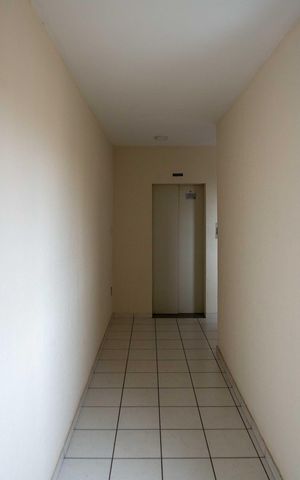 Apartamento à venda com 52m², 2 quartos e 1 vagaHall de entrada