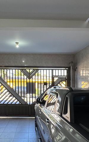 Casa à venda com 156m², 2 quartos e 1 vagaVista - Sala 