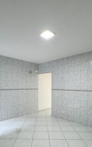 Casa à venda com 156m², 2 quartos e 1 vagaCozinha 