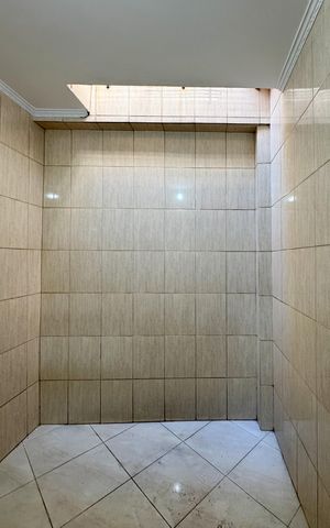 Casa à venda com 156m², 2 quartos e 1 vagaVaranda 