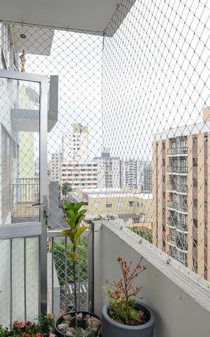 Apartamento à venda com 90m², 2 quartos e 1 vagaVaranda