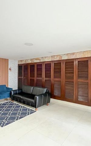 Apartamento à venda com 90m², 2 quartos e 1 vagaHall de entrada