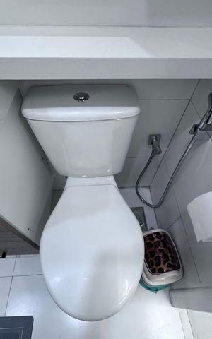 Apartamento à venda com 72m², 2 quartos e 1 vaga Apartamento à venda com 72m², 2 quartos e 1 vagaBanheiro Social