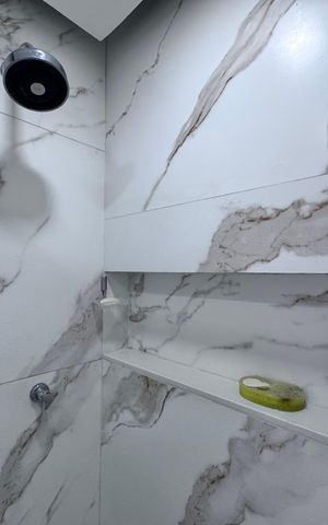Apartamento à venda com 72m², 2 quartos e 1 vaga Apartamento à venda com 72m², 2 quartos e 1 vagaBanheiro da Suíte