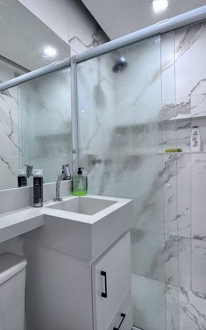 Apartamento à venda com 72m², 2 quartos e 1 vaga Apartamento à venda com 72m², 2 quartos e 1 vagaBanheiro Social