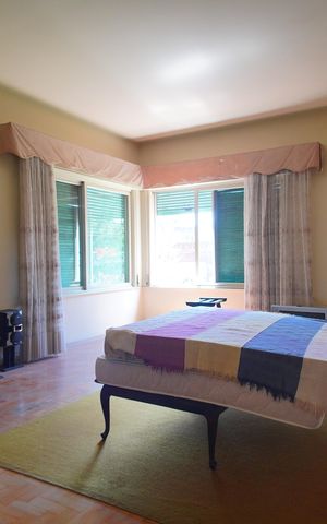 Casa à venda com 380m², 5 quartos e 5 vagasSala