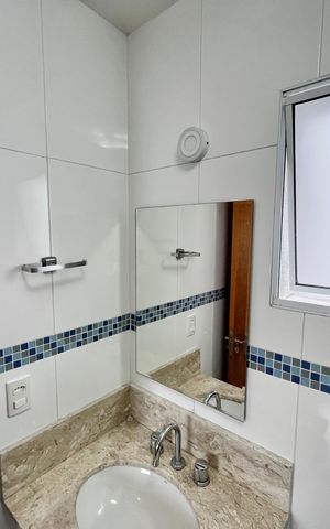 Casa à venda com 104m², 3 quartos e 2 vagasBanheiro da Suíte