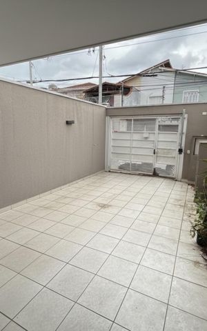 Casa à venda com 104m², 3 quartos e 2 vagasGaragem