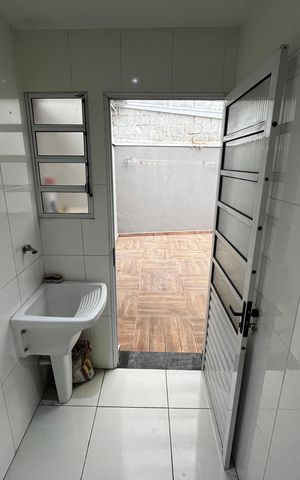 Casa à venda com 104m², 3 quartos e 2 vagasÁrea de Serviço