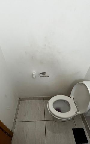 Casa à venda com 104m², 3 quartos e 2 vagasLavabo