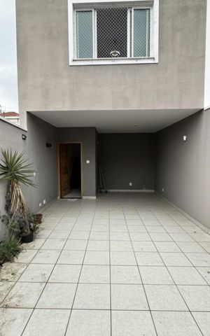 Casa à venda com 104m², 3 quartos e 2 vagasGaragem