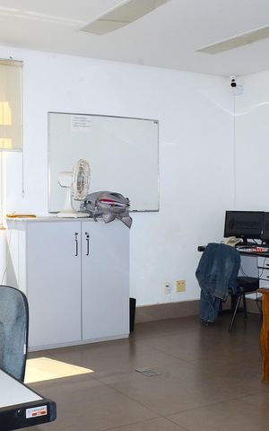 Casa à venda com 510m², 6 quartos e 6 vagasSALA 2
