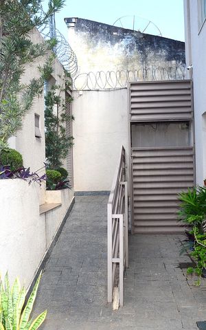 Casa à venda com 510m², 6 quartos e 6 vagasEntrada